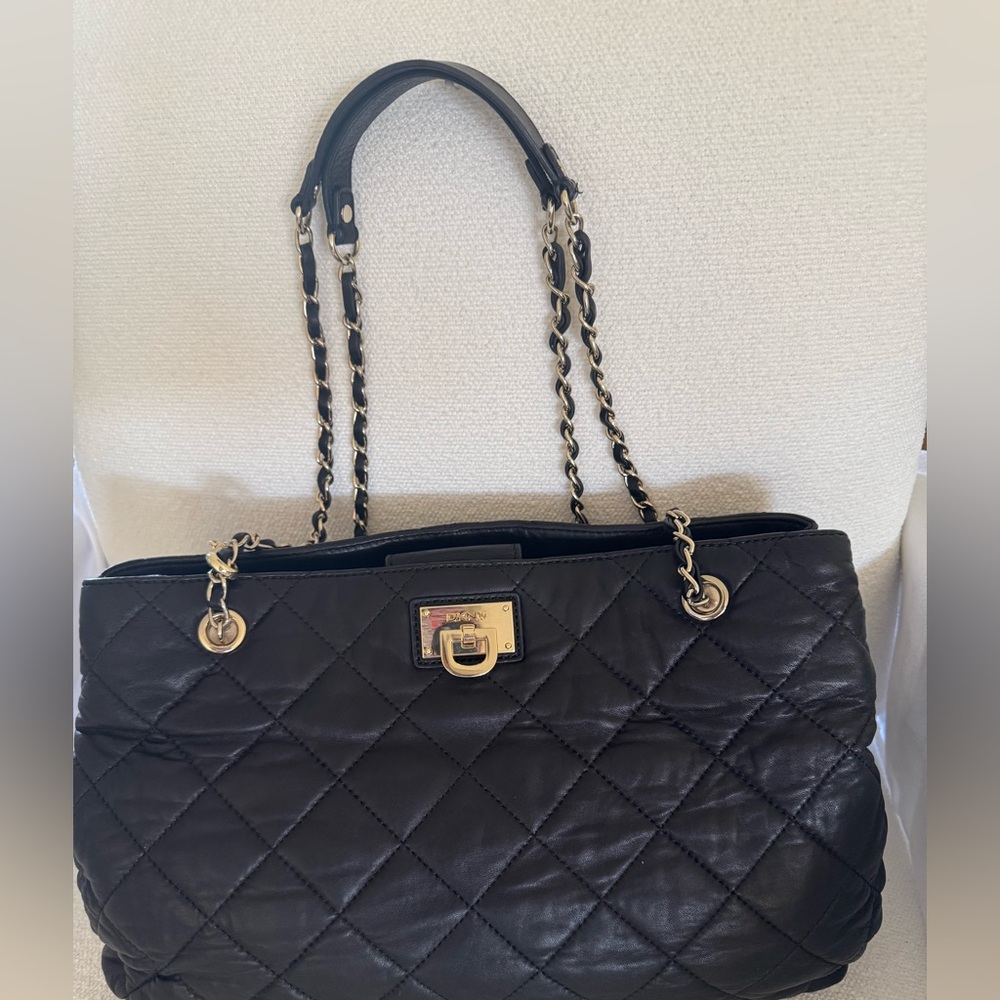 New DKNY Quilted Black Double Chain Genuine Leather Shoulder Bag